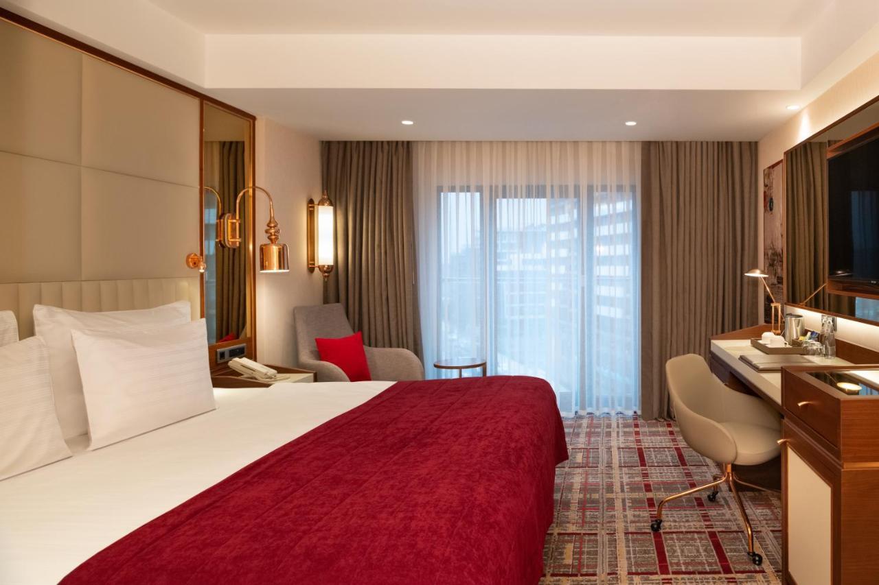 Moevenpick Hotel Istanbul Asia Airport Εξωτερικό φωτογραφία A room at the hotel