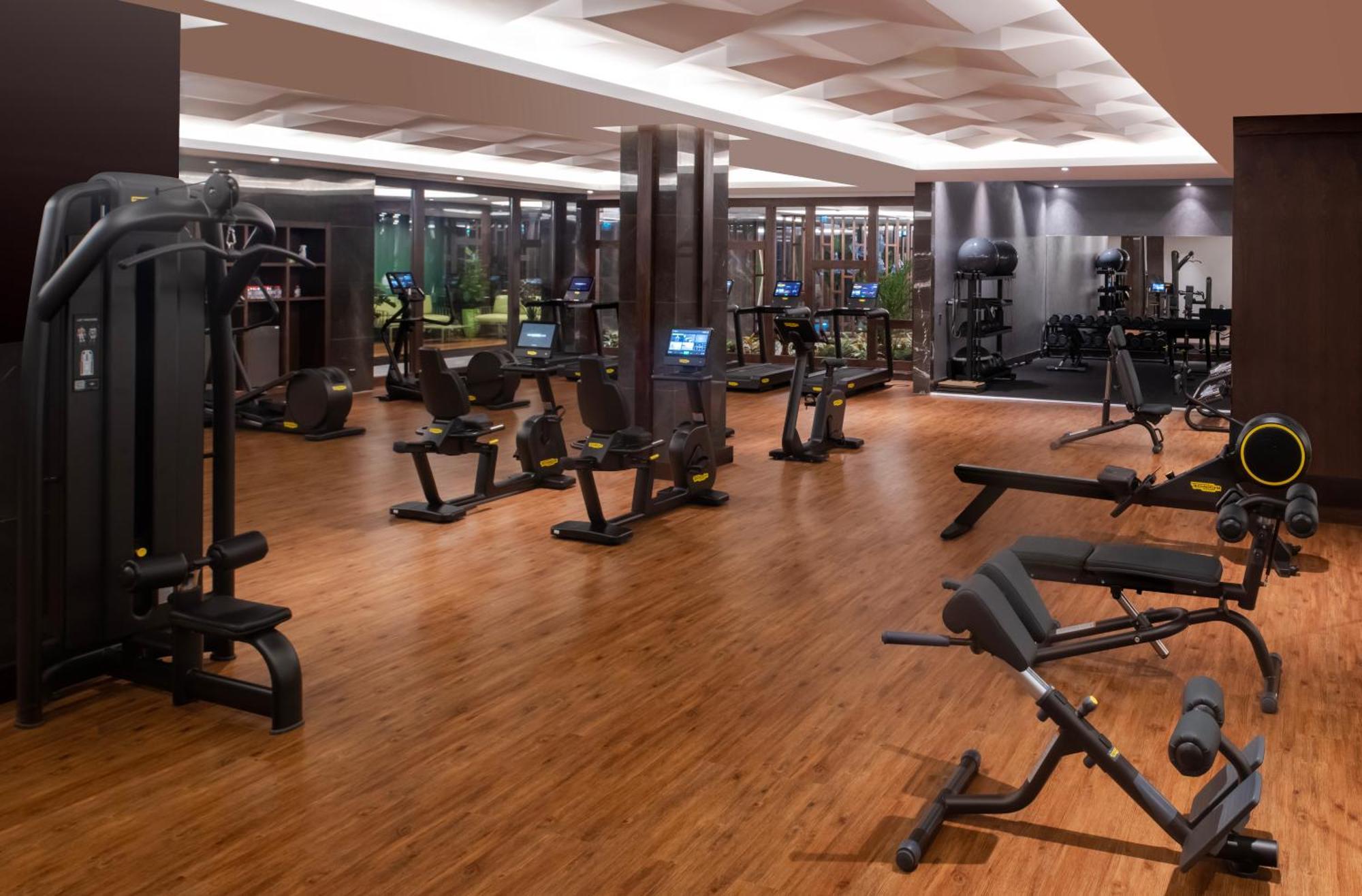 Moevenpick Hotel Istanbul Asia Airport Εξωτερικό φωτογραφία The gym at the hotel